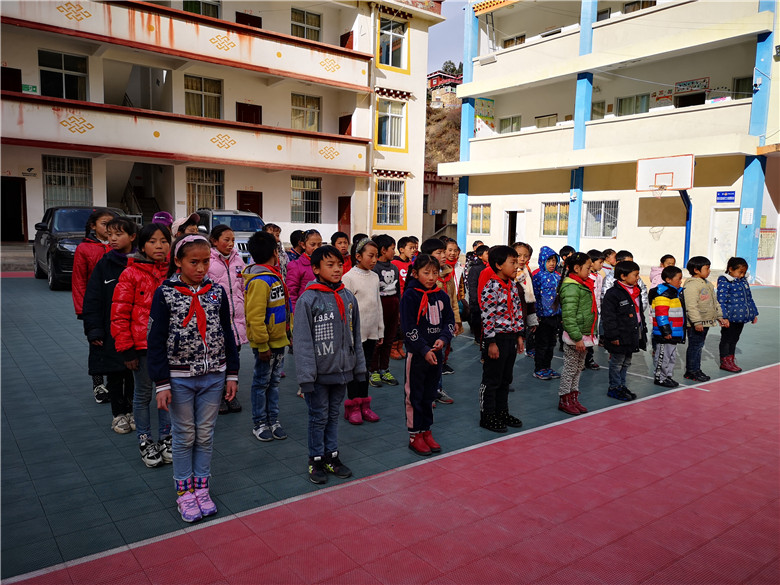 送温暖，献爱心——四川3044永利走进甘孜·色达